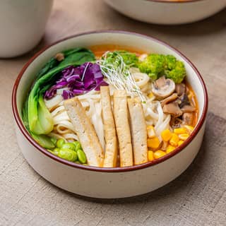 Tom yum veg ramen