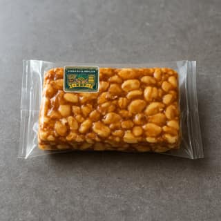 Korra Roja Pavilion's til chikki - sesame brittle