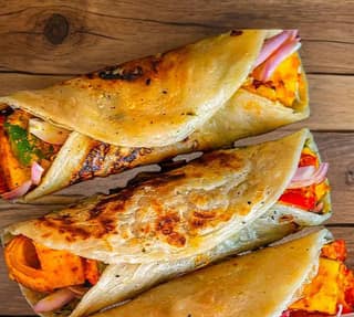Chilli Paneer Roll
