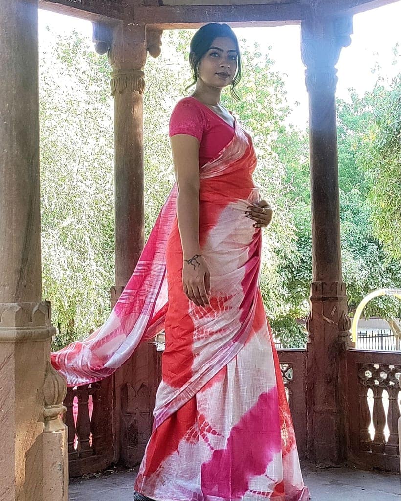 Cotton Linen Saree Pink & Red Color Shibori Hand Dyed with running blouse-9865 view 6