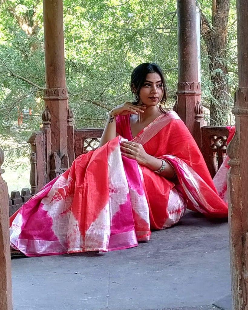 Cotton Linen Saree Pink & Red Color Shibori Hand Dyed with running blouse-9865 view 7