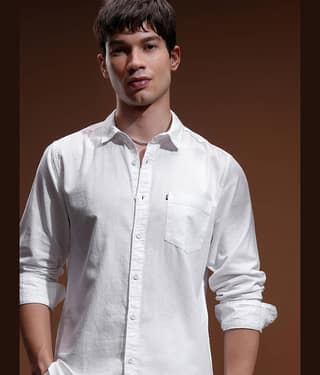 Highlander Cotton Blend Slim Fit Solids Full Sleeves Men's Casual Shirt - White ( Pack of 1 )