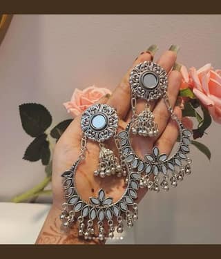 Samridhi DC Silver Drop Earrings ( Pack of 1 )