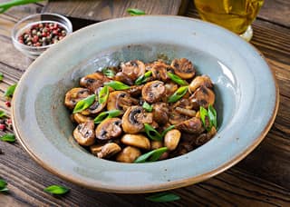 Mushroom salt & pepper