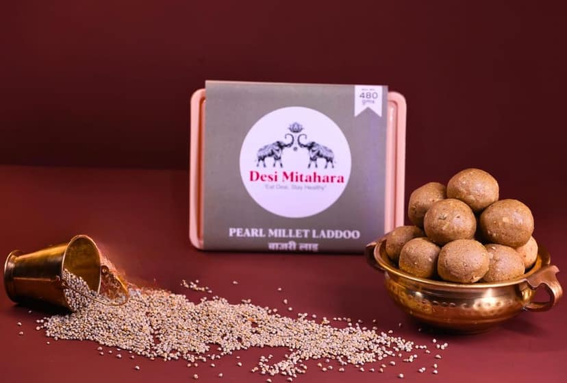 Desi Mitahara's Bajra Ladoo - Made with Bajra, Jaggery & Cow Ghee - Traditional Indian Sweet - Healthy, Nutritious Snack - 480g Pack - No Artificial Colours - Suitable for All Ages