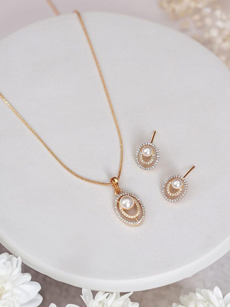 Gold Toned Pearl Beaded Designer Minimal Pendant Jewellery Set