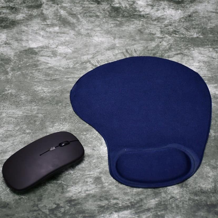 WRIST S MOUSE PAD USED FOR MOUSE WHILE USING COMPUTER. view 7