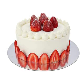 Fresh Strawberry Cake (Cream) 750 Gms