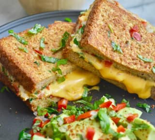 Cheese Bread Omlette