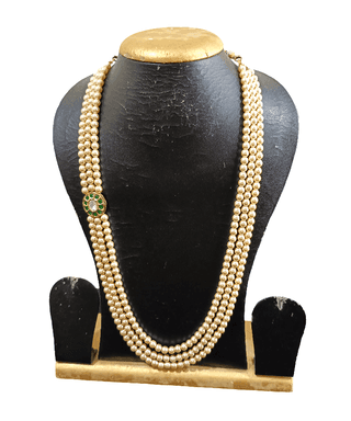 Elegant Multi-Layered Faux Pearl Necklace with Green Stone Embellishment