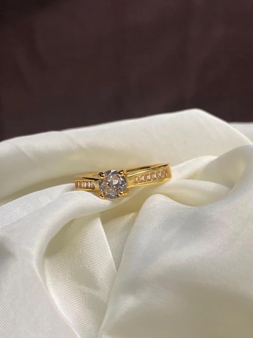 Elara Ring view 2