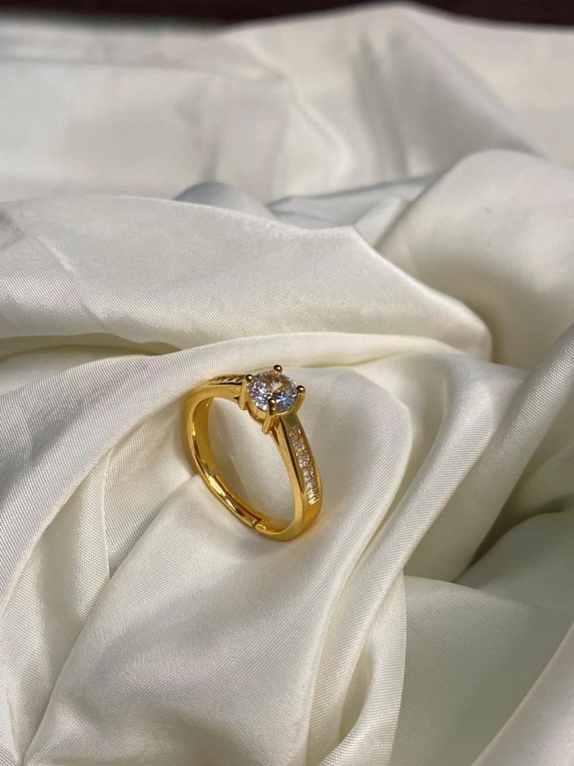 Elara Ring view 3