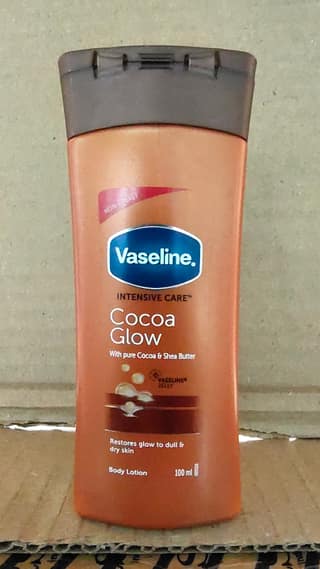 Vaseline body lotion cocoa glow & Shea butter