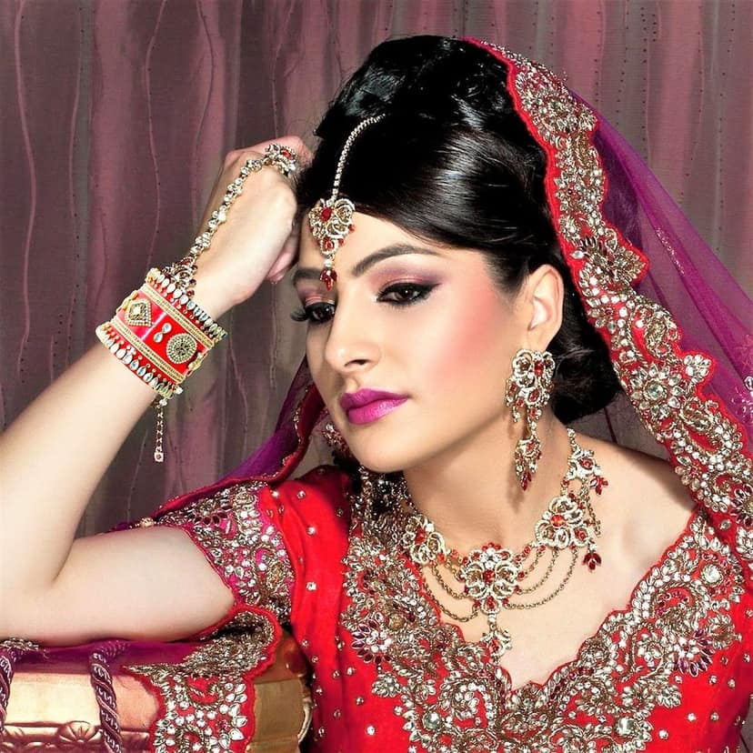 Ambivalence Red Colour Gold-Plated Wedding Chuda view 2