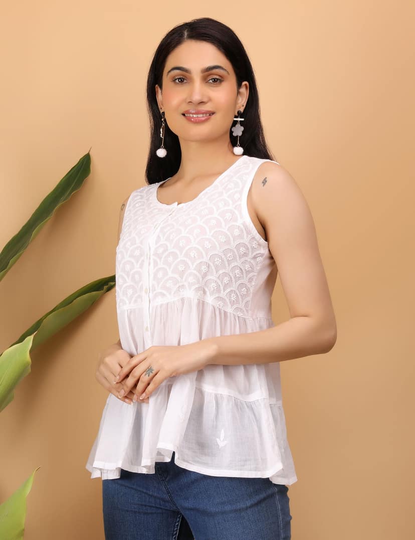 Shwet Women White Chikankari Sleevless Tier Top