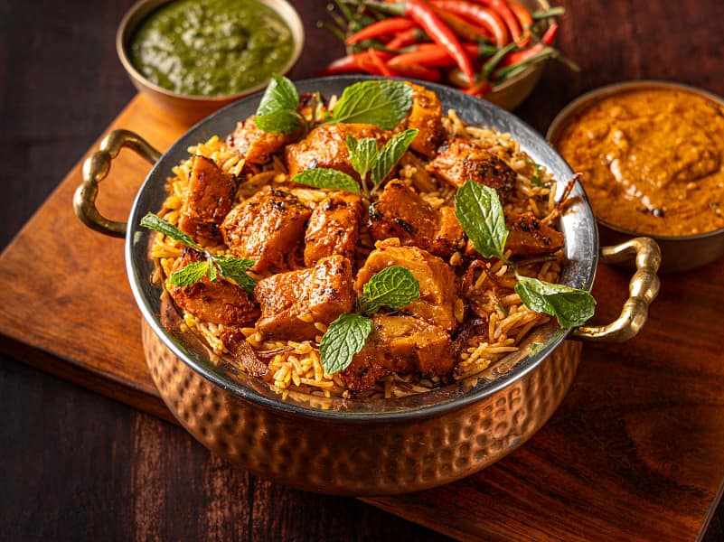 Bhoot jolokia chaap biryani (o)