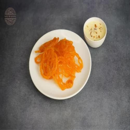 Hot Jalebi With Rabdi
