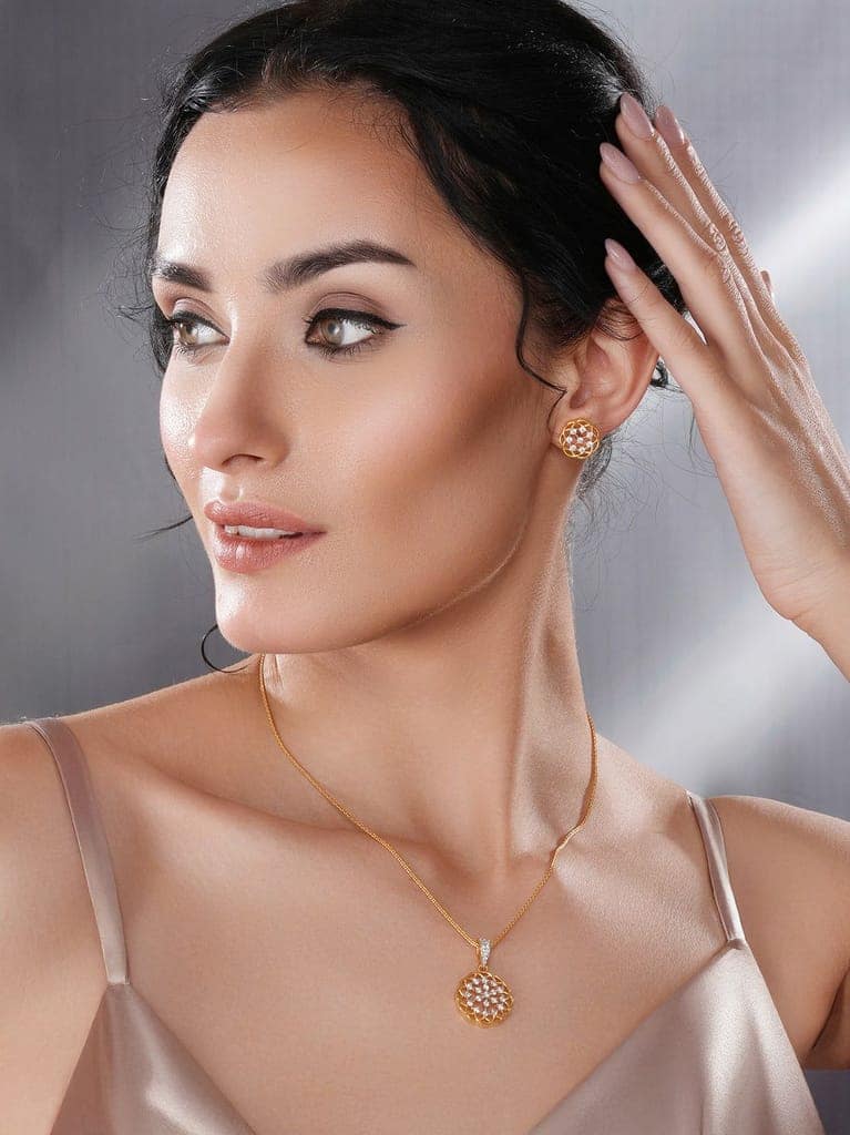 Gold Toned Cubic Zircon Studded Floral Designer Minimal Locket Pendant Jewellery Set view 5