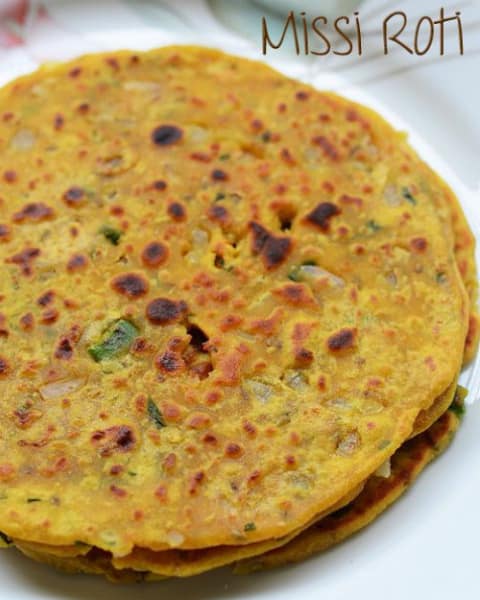 Missi roti with onion