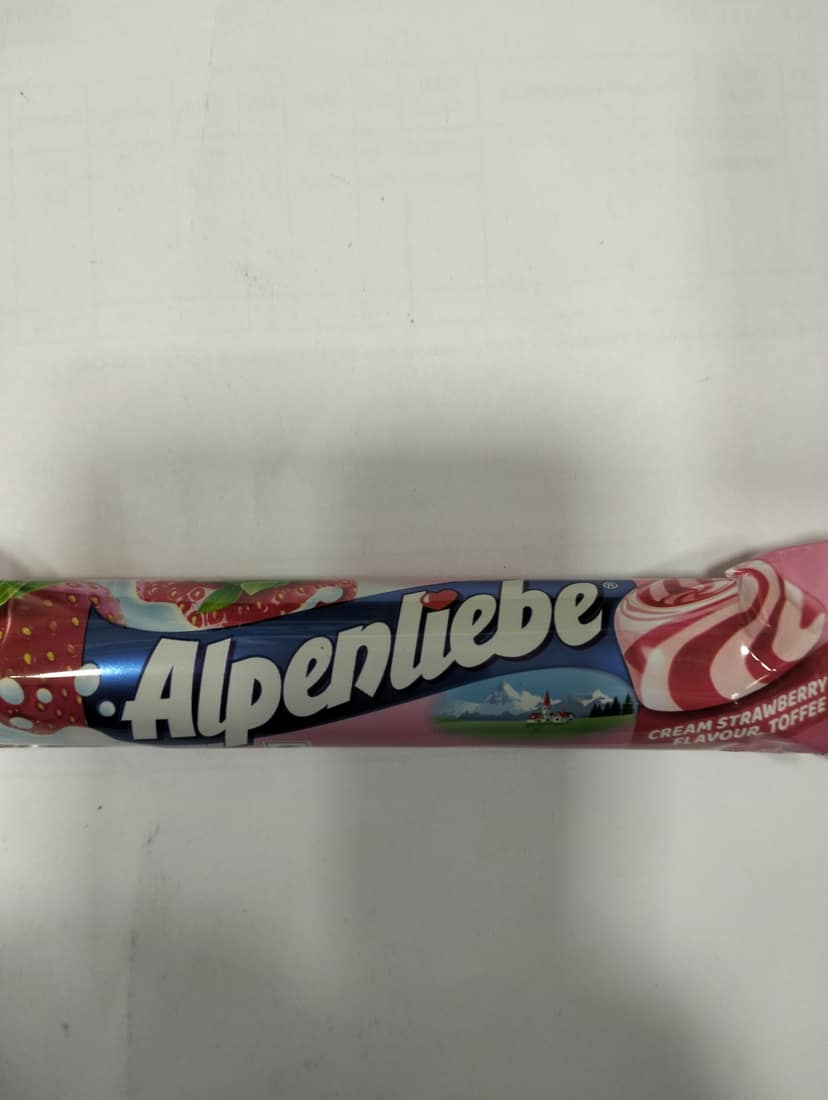 Alpenliebe Cream strawberry toffee