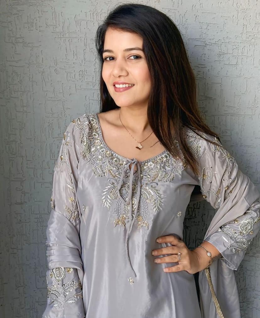 Pink Farshi Salwar Suit for Women Hand Embroidery Work view 3