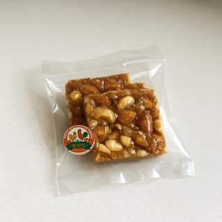KILLO SEETHAMMA Centre's dry fruit chikki