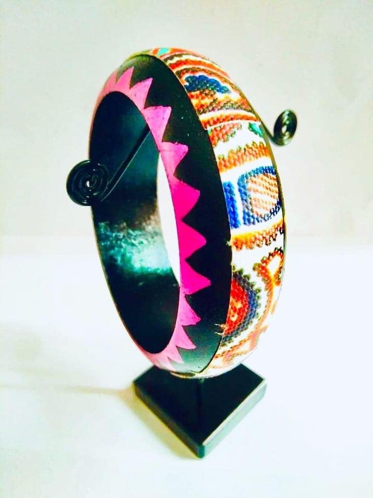 A Quirky Affair - Classic Black Bangle