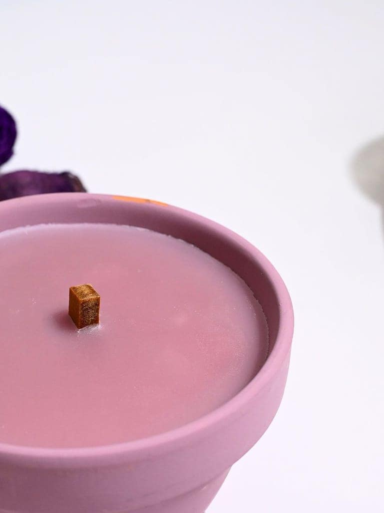 Elegant Pink Ceramic Pot Candle with Wooden Wick view 5