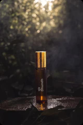 Soma Naturals Dhundh Young & Fresh Attar Oil Based Unisex Body Perfume 10 ml