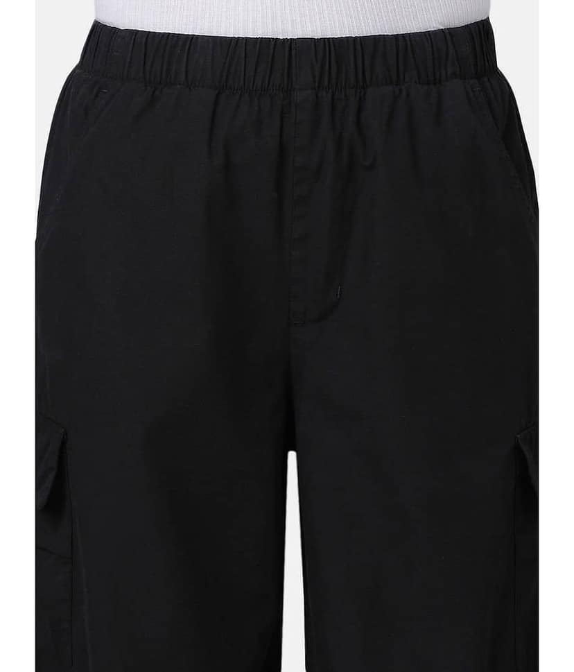 Bene Kleed Women Loose Fit High-Rise Over Dyed Cargo Parachute Trouser view 2
