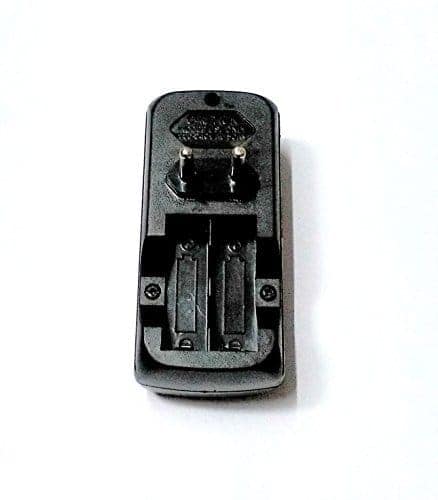 Nawani 9 Volts and Re-Chargeable Cell Batteries Charger (Black) view 2