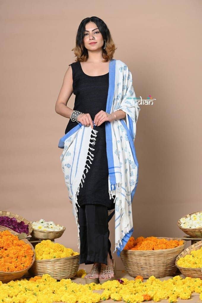 Rajsi~Handloom Pure Cotton Dupatta With Beautiful Handweave and Designer Tassels ~ Blue view 3