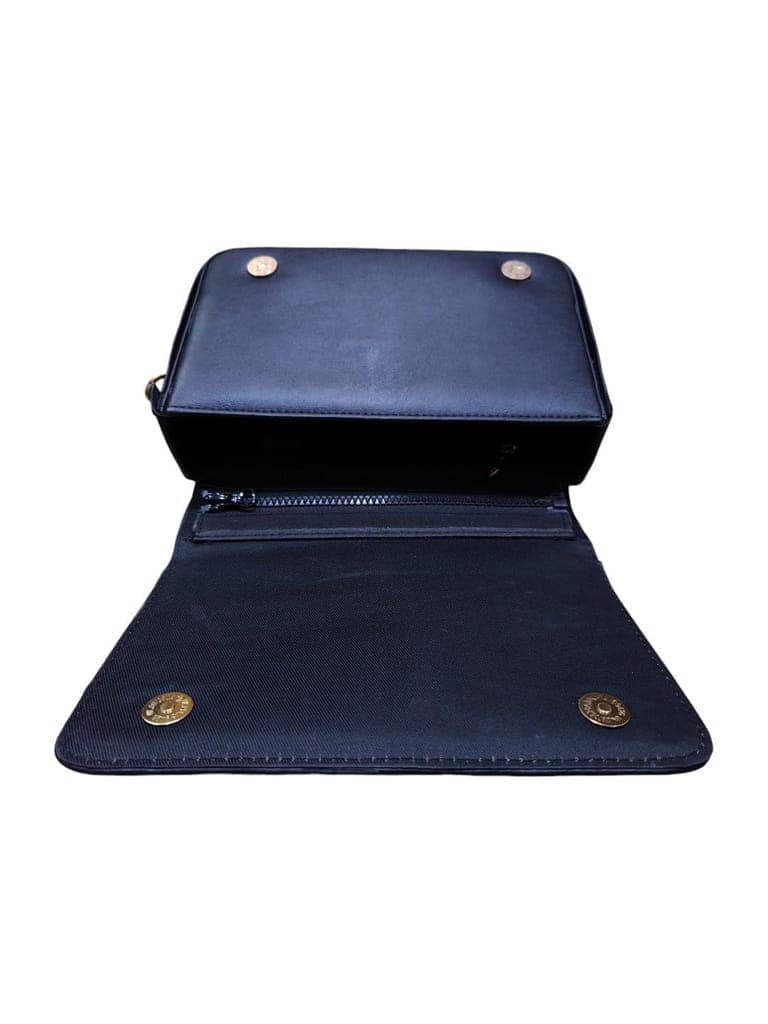 Vdesi Quilted Belt Flip Bag view 6