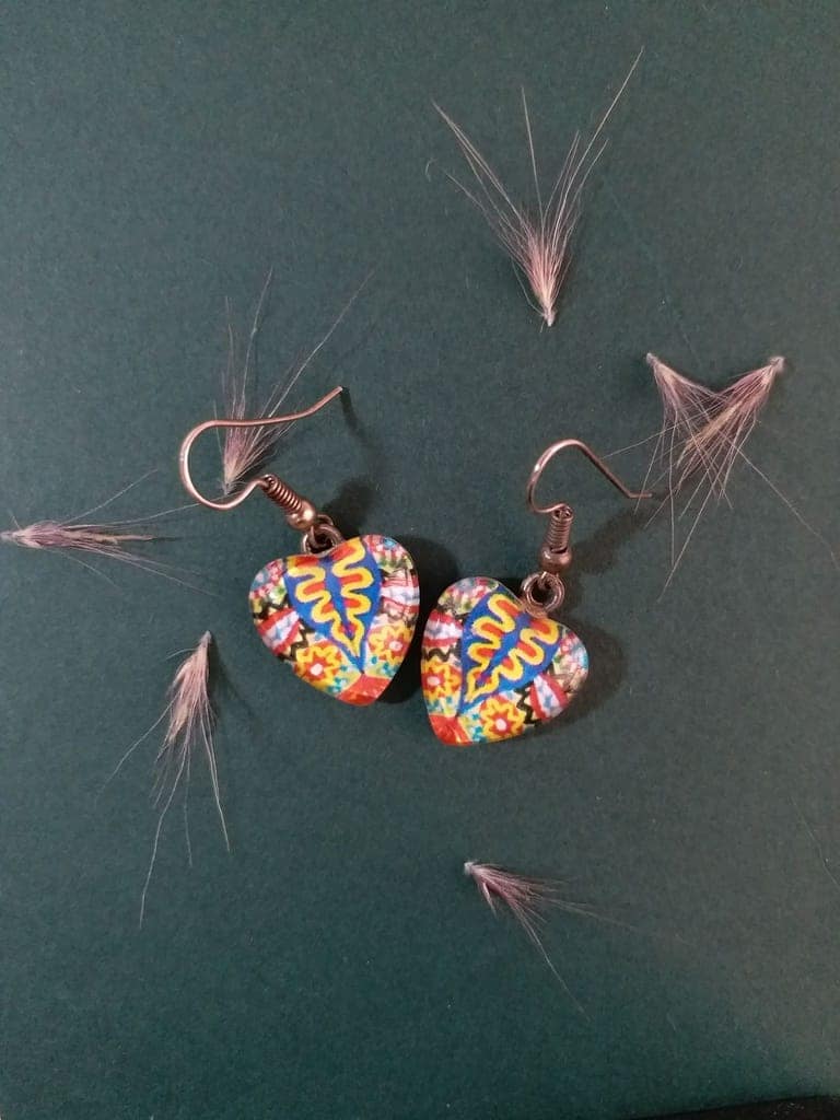 ALOHA HEART GLASS EARRING view 2