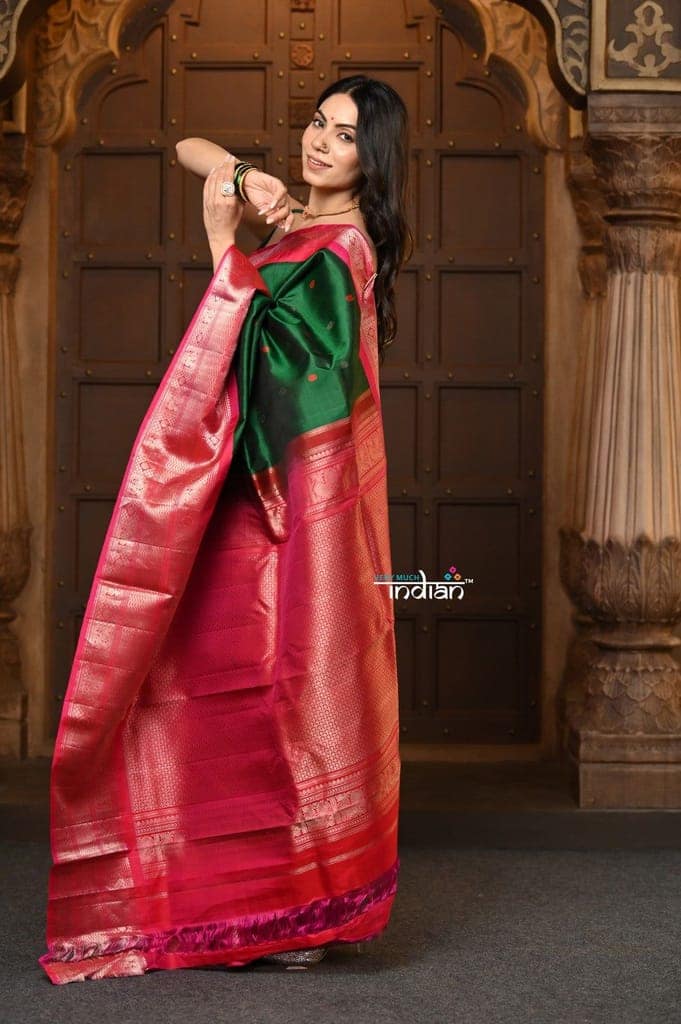 Parampara Premium ~ Gadwal Pure Silk Handloom Saree in Royal Green with Rani Pink Border view 2