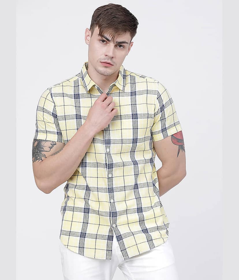 Highlander Cotton Blend Slim Fit Checks Half Sleeves Men's Casual Shirt - Yellow ( Pack of 1 )