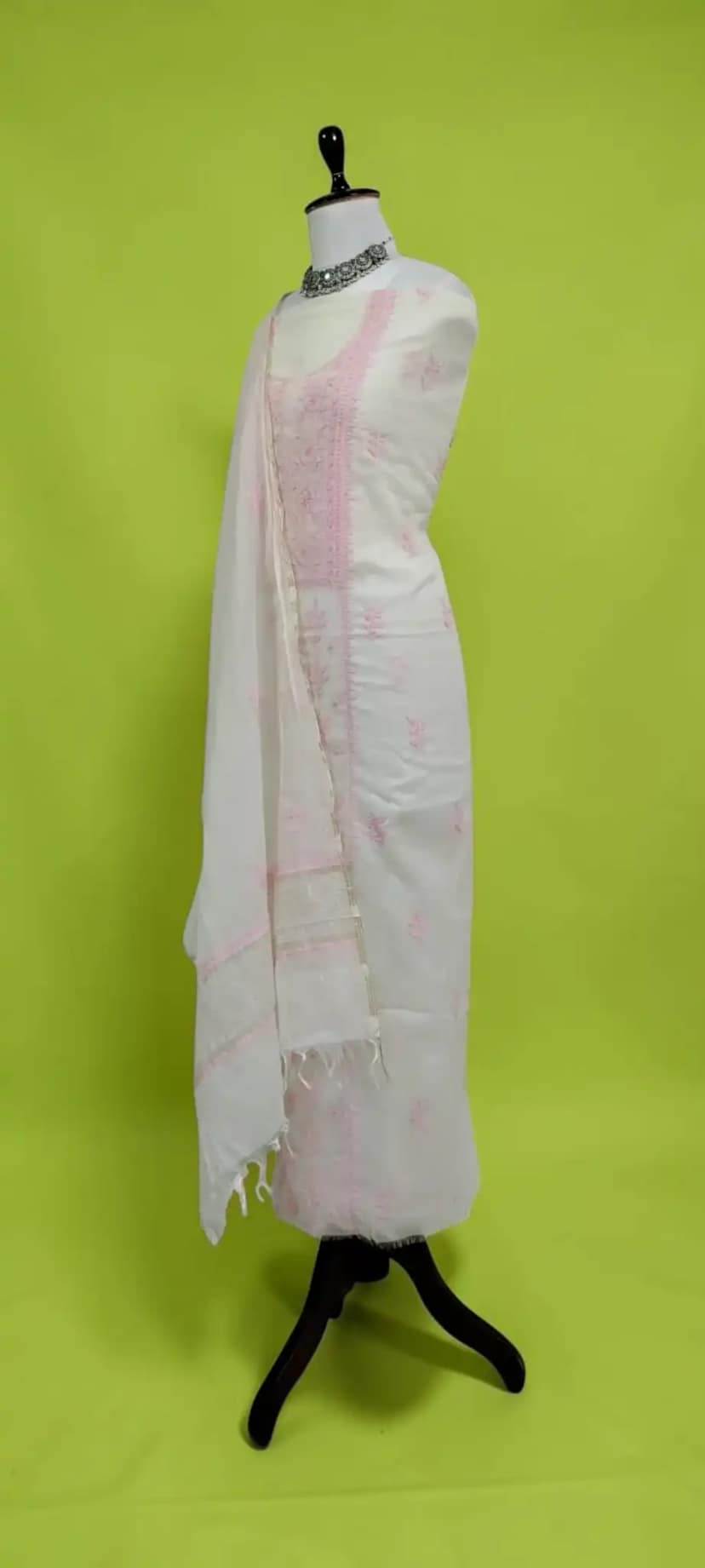 Hand-Embroidered Lucknow Chikankari Mul Cotton Unstitched Dress Material view 2