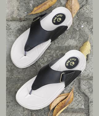 Cozy Wear Black Women's Slipper