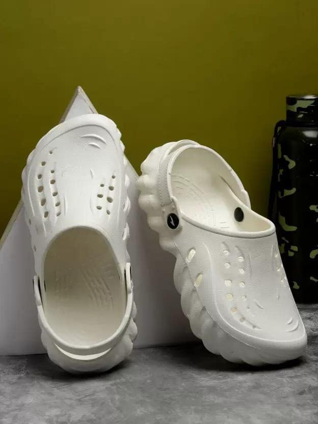 Bersache Extra Soft Classic Casual with Back Strap Regular wear with Ultra Soft & Flexibility Technology Clog for Men's
