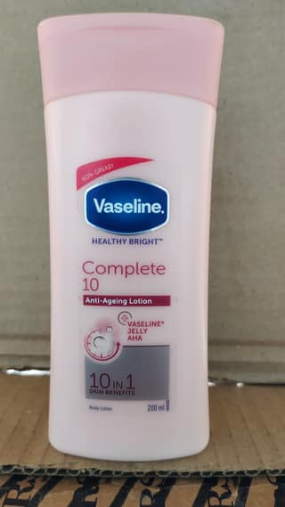 Vaseline body lotion complete 10 Anti ageing lotion