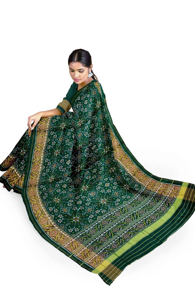 Garvi Gurjari (A Gujarat Govt Enterprise Women Green Shaded Handwoven Single Ikat Silk Patola Saree(GGCSIKS75) view 4