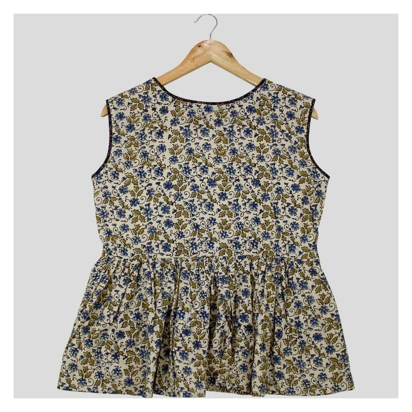 Garvi Gurjari (A Gujarat Govt Enterprise Cream Ajrakh Hand Block Printed Cotton Short Kurti(GGCACST08) view 2