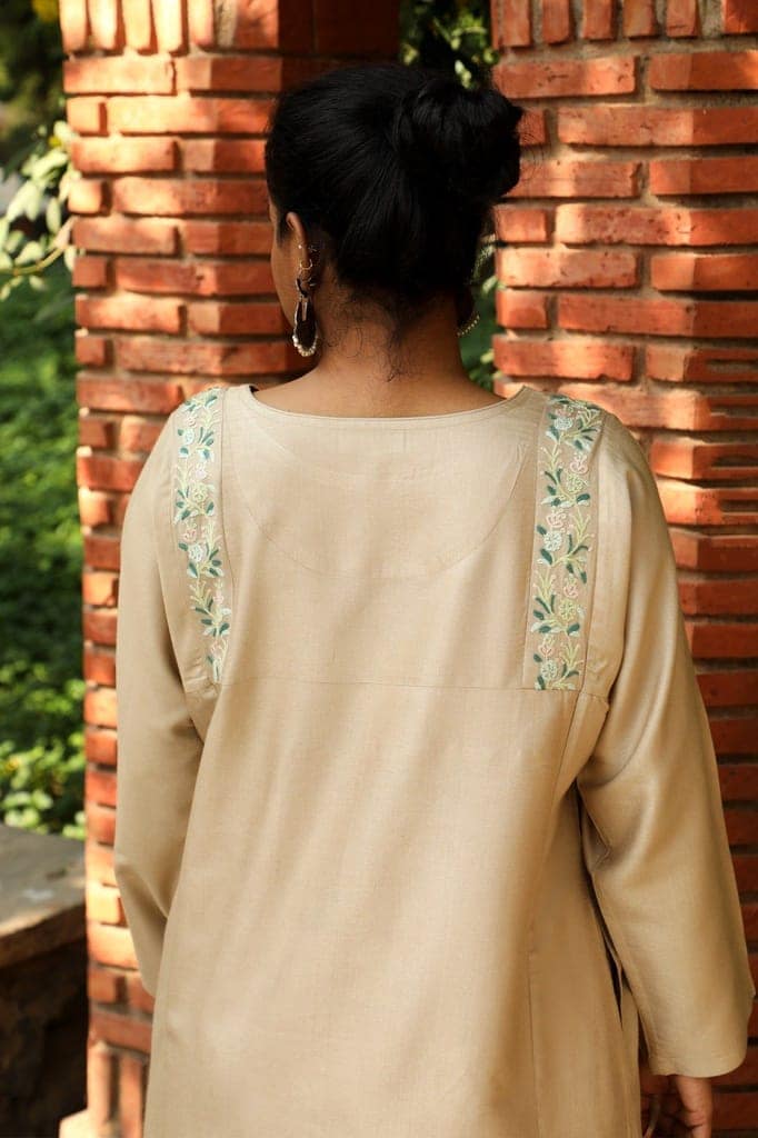 Zahrun Beige Kurta With Hand Embroidered Shoulder Detail view 3