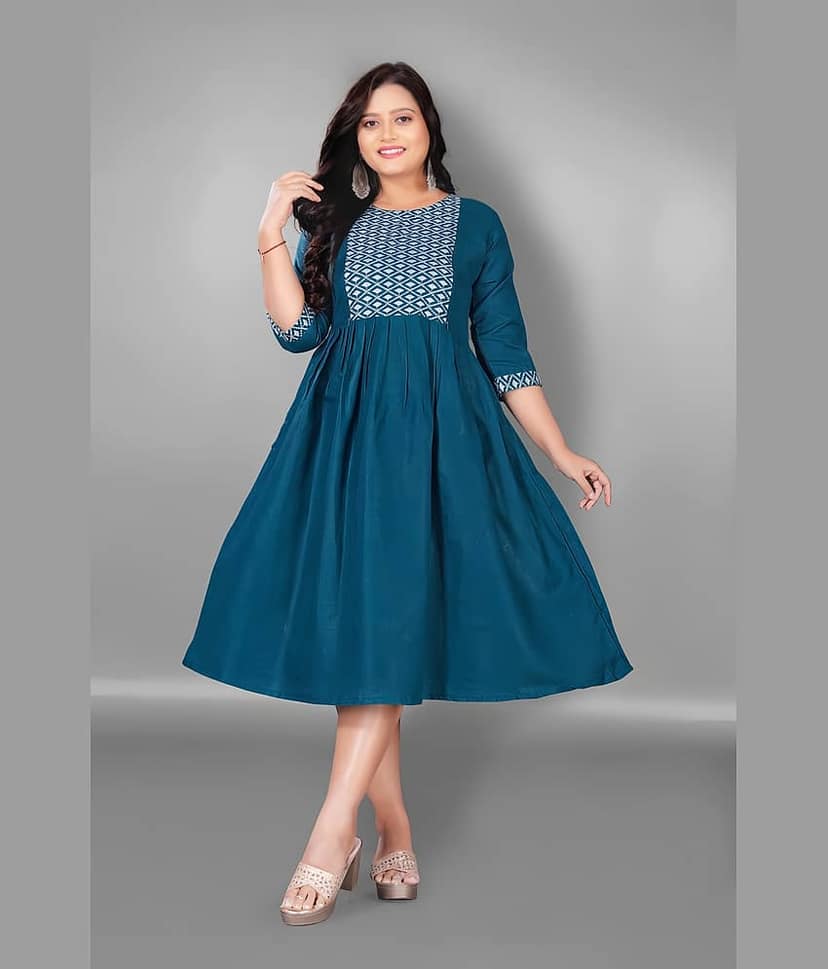Hetsa Women Cotton Blend Embroidered Anarkali Kurti ( Blue )