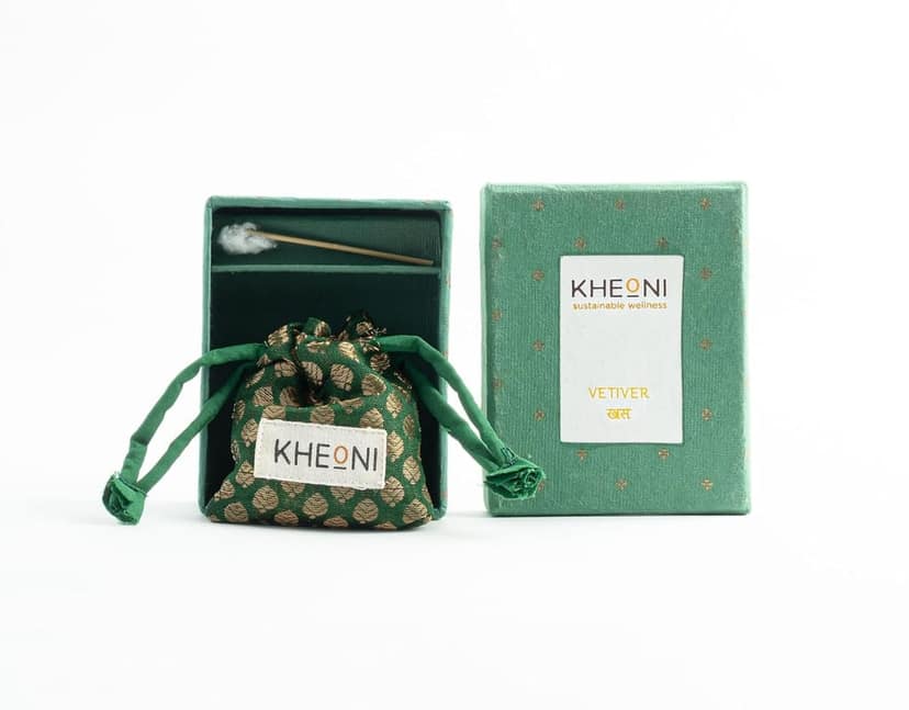 Vetiver Natural Attar view 2