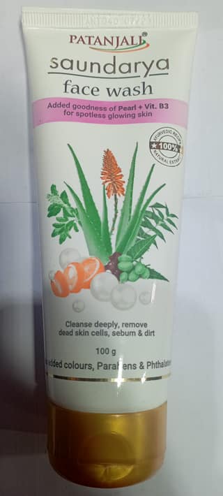 Patanjali aloe vera gel face wash added goodness off pearl vit B3 100g