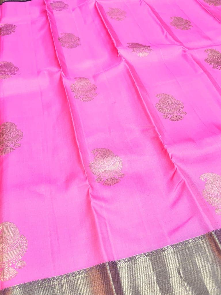 Baby Pink Color Pure Silk Saree Has Jhumka & Mango Butta Design with Unstitched Blouse view 4