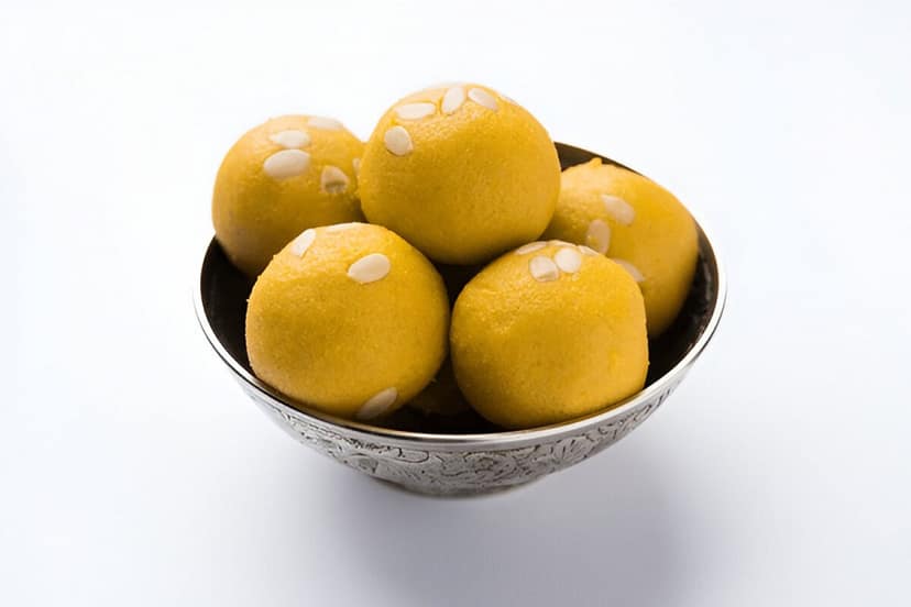 Besan laddoo [2 pcs]