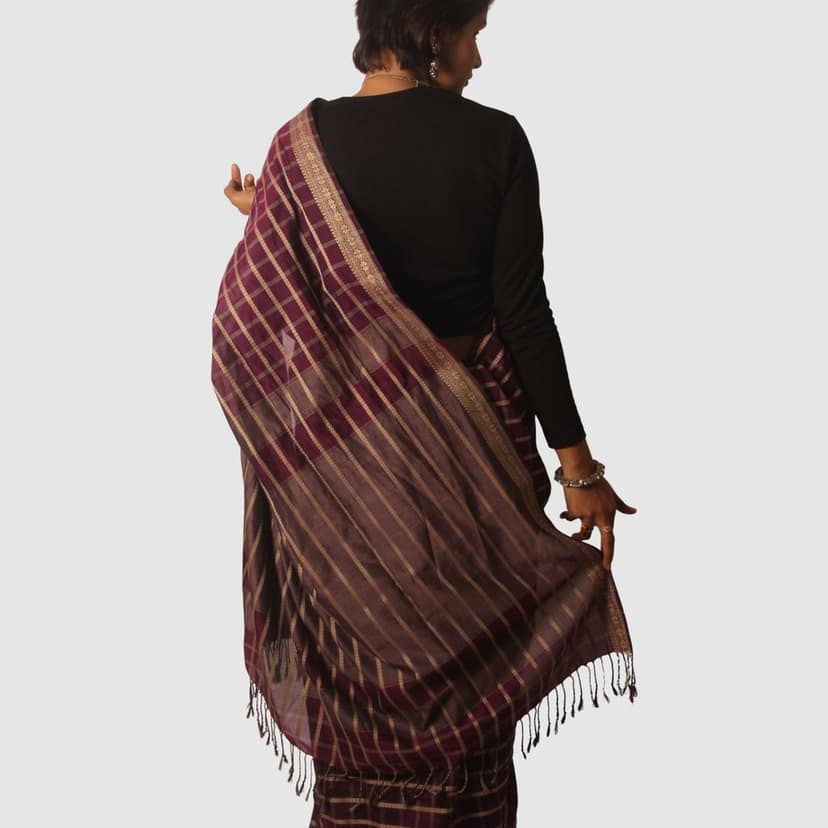Wine Maroon Maheshwari Silk Cotton Saree with Golden Checkered Pattern and Zari Border view 4