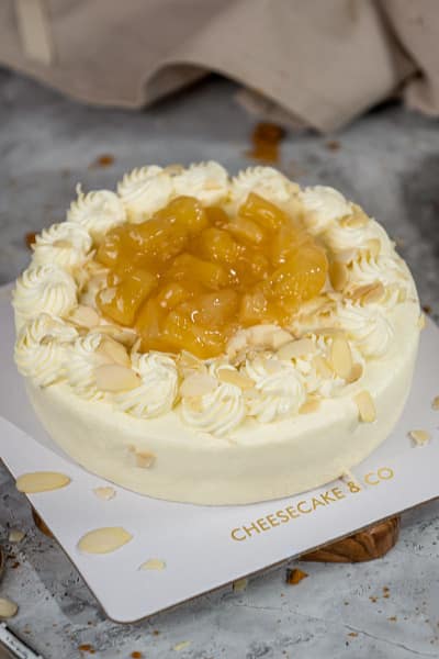 Pineapple cake half kg